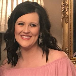 Meet your Posher, Candace